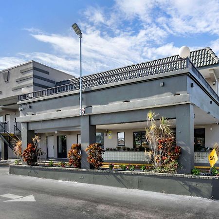 Rodeway Inn Clearwater-Dunedin Kültér fotó