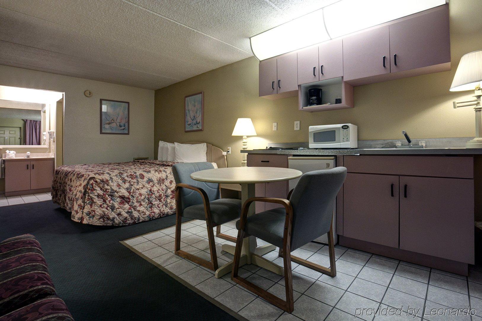 Rodeway Inn Clearwater-Dunedin Szoba fotó